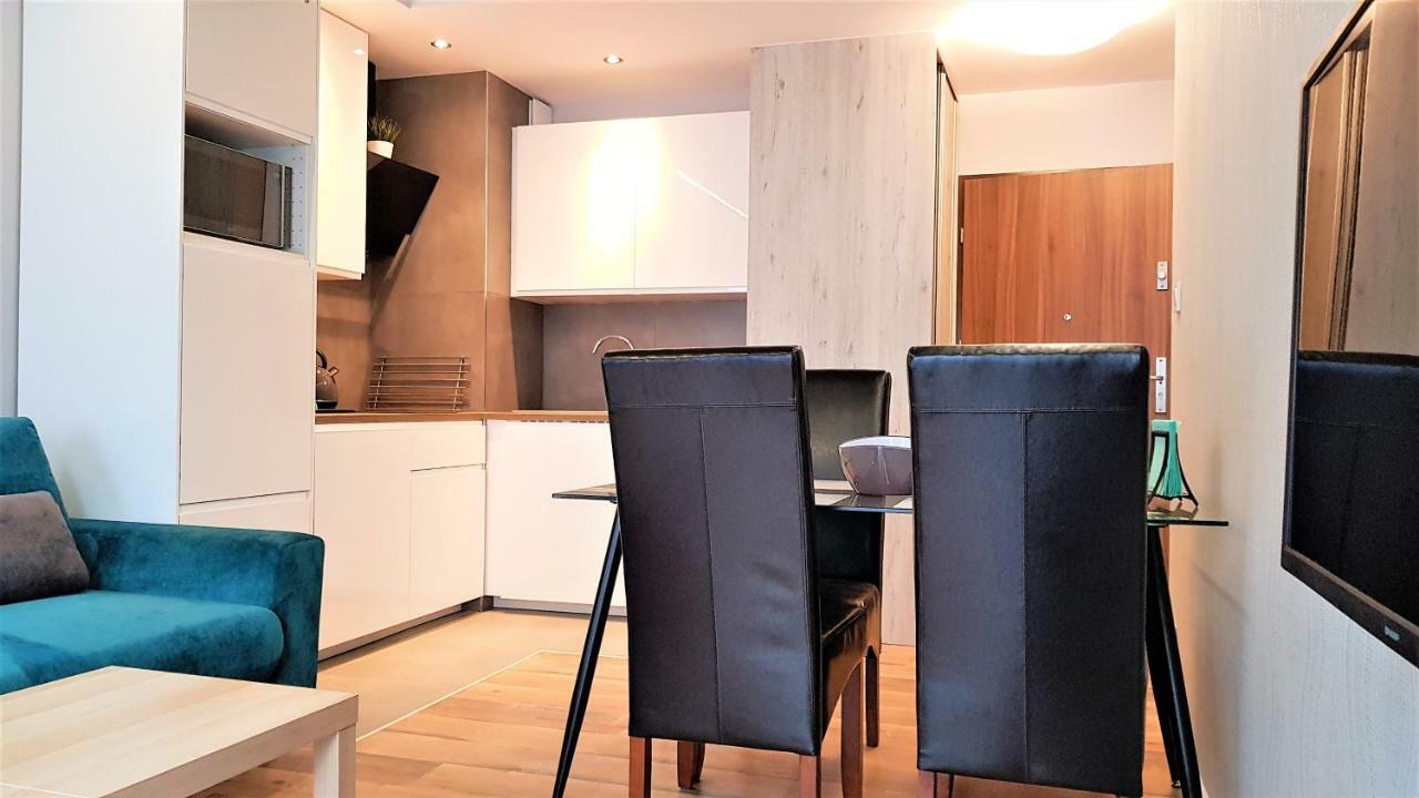 Apartament B&F Poznań Business&Family Nałkowskiej Exterior foto